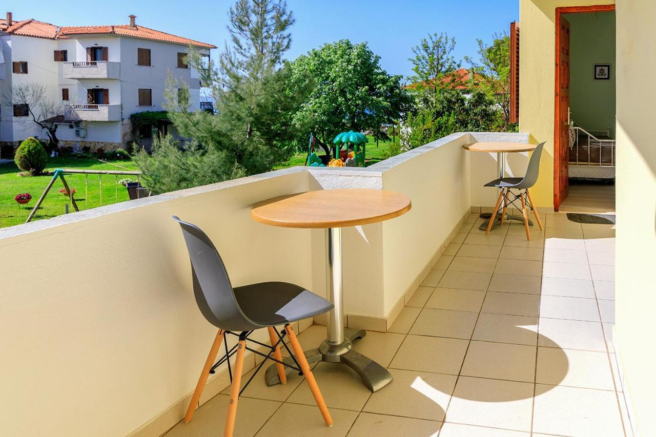 Agapitos Apartments Nikiti  Exterior foto